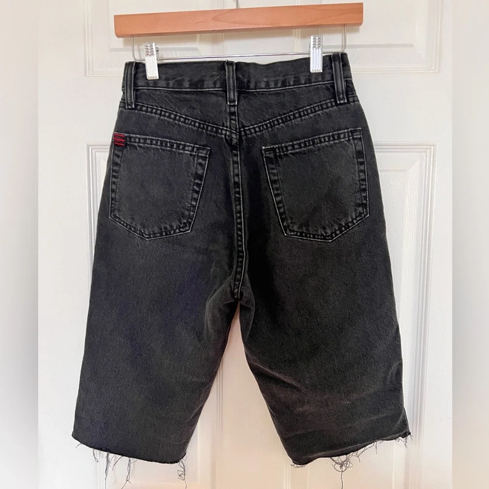 BDG/Urban Outfitters black denim cut off shorts size 26 - Picture 2 of 3